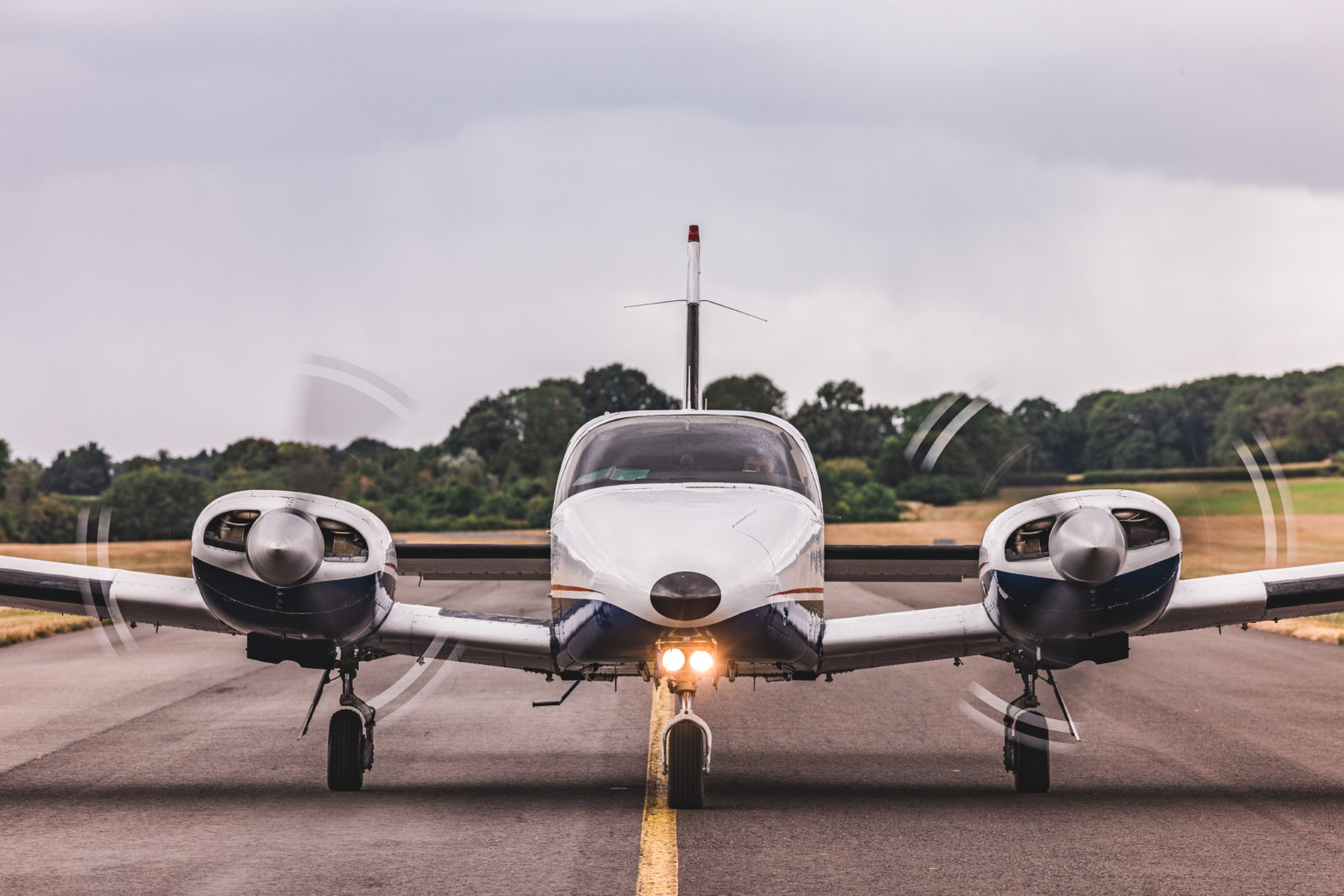 Multi Engine Piston | Shoreham Aviation